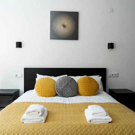 Almada Downtown 202 Apartment Порто Екстериор снимка