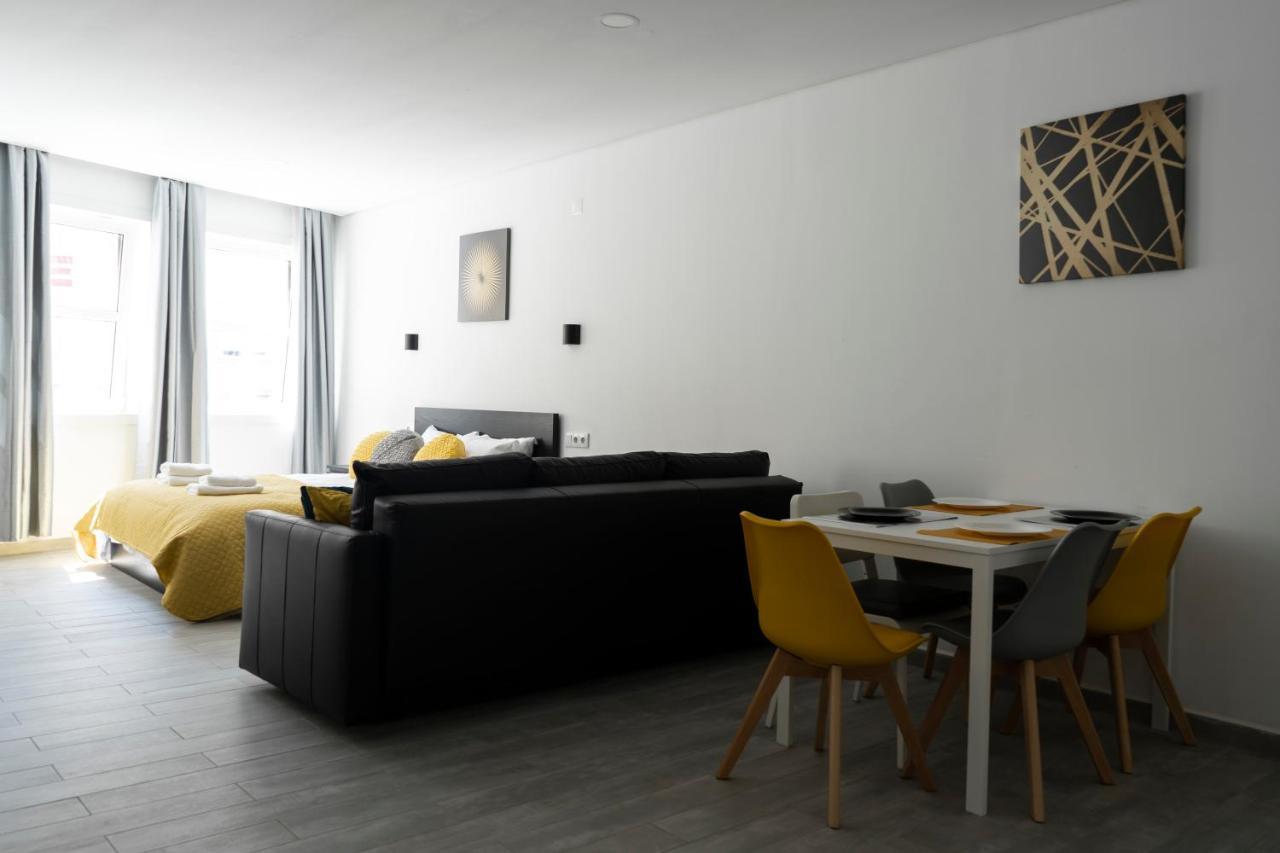 Almada Downtown 202 Apartment Порто Екстериор снимка